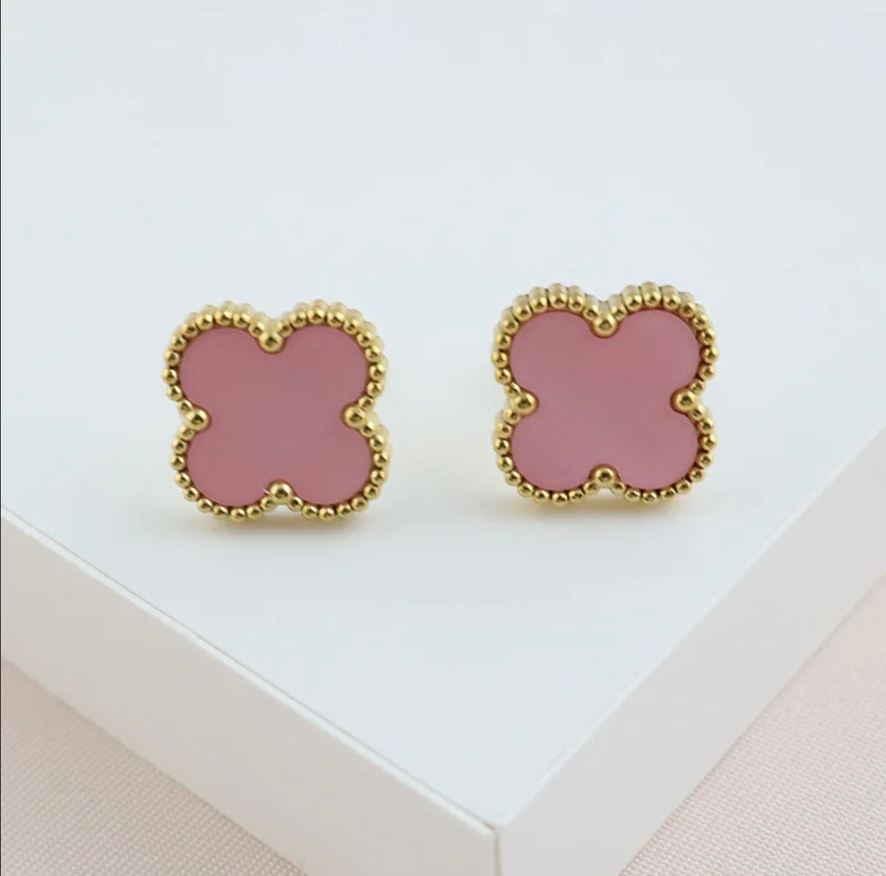 Boucles d'oreilles style Trèfle (Acier inoxydable)